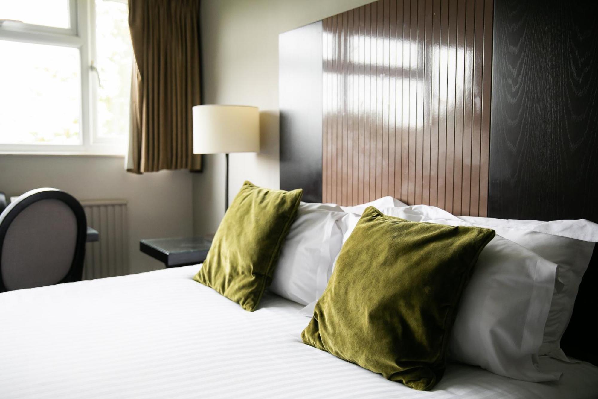Hartsfield Manor Hotel ดอร์กิง ห้อง รูปภาพ