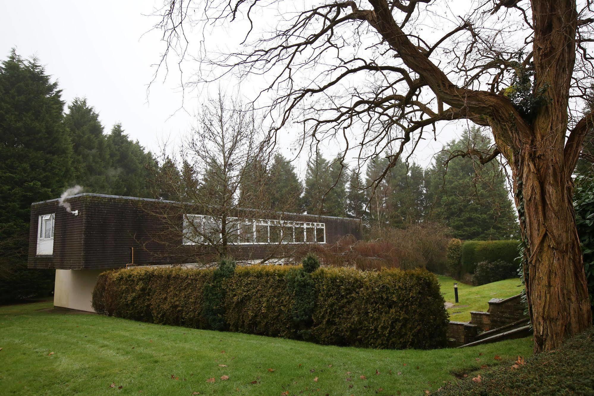 Hartsfield Manor Hotel ดอร์กิง ภายนอก รูปภาพ