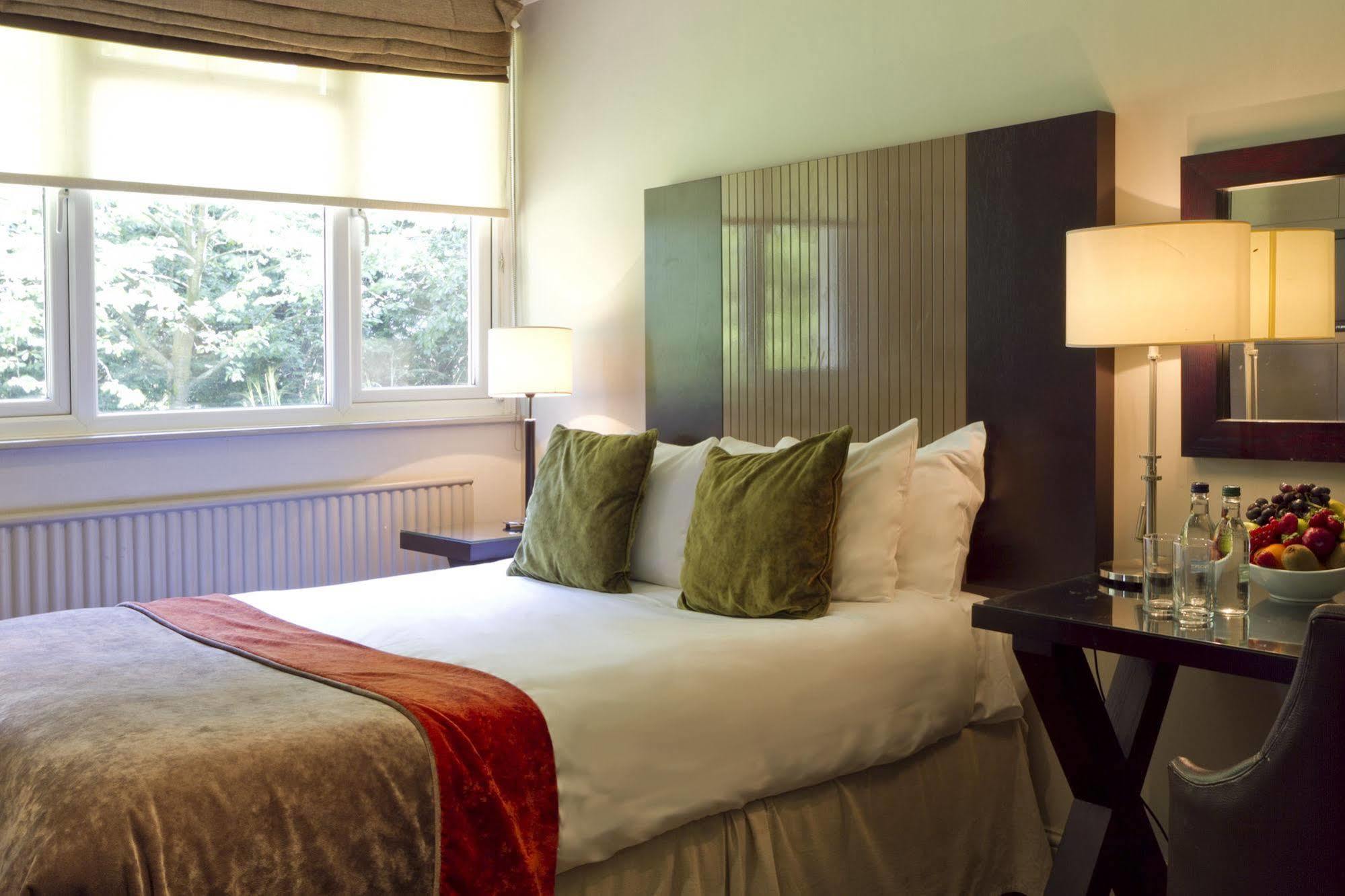 Hartsfield Manor Hotel ดอร์กิง ภายนอก รูปภาพ