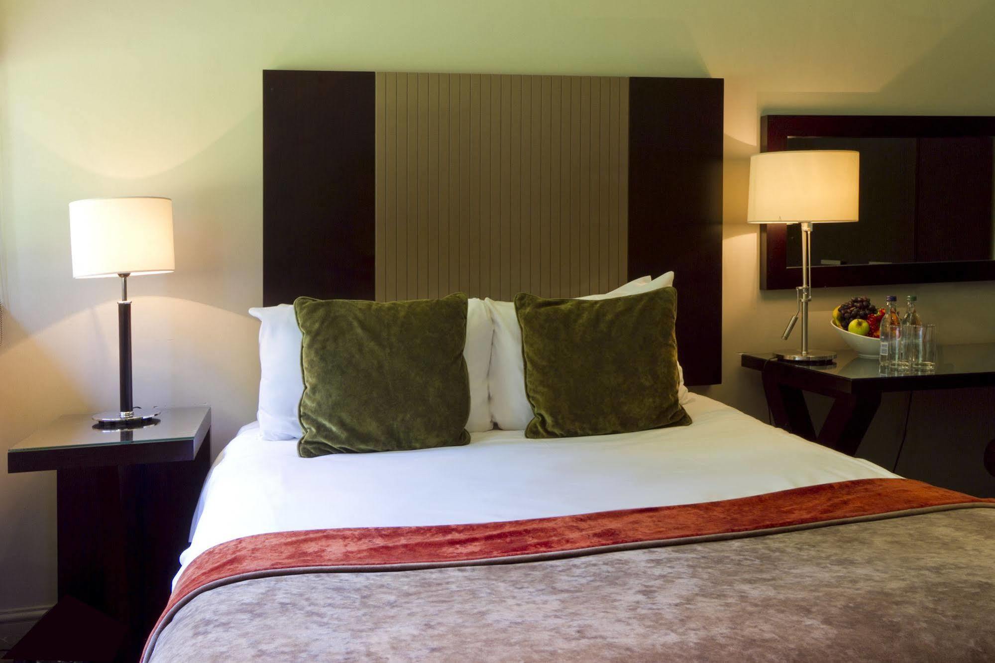 Hartsfield Manor Hotel ดอร์กิง ภายนอก รูปภาพ